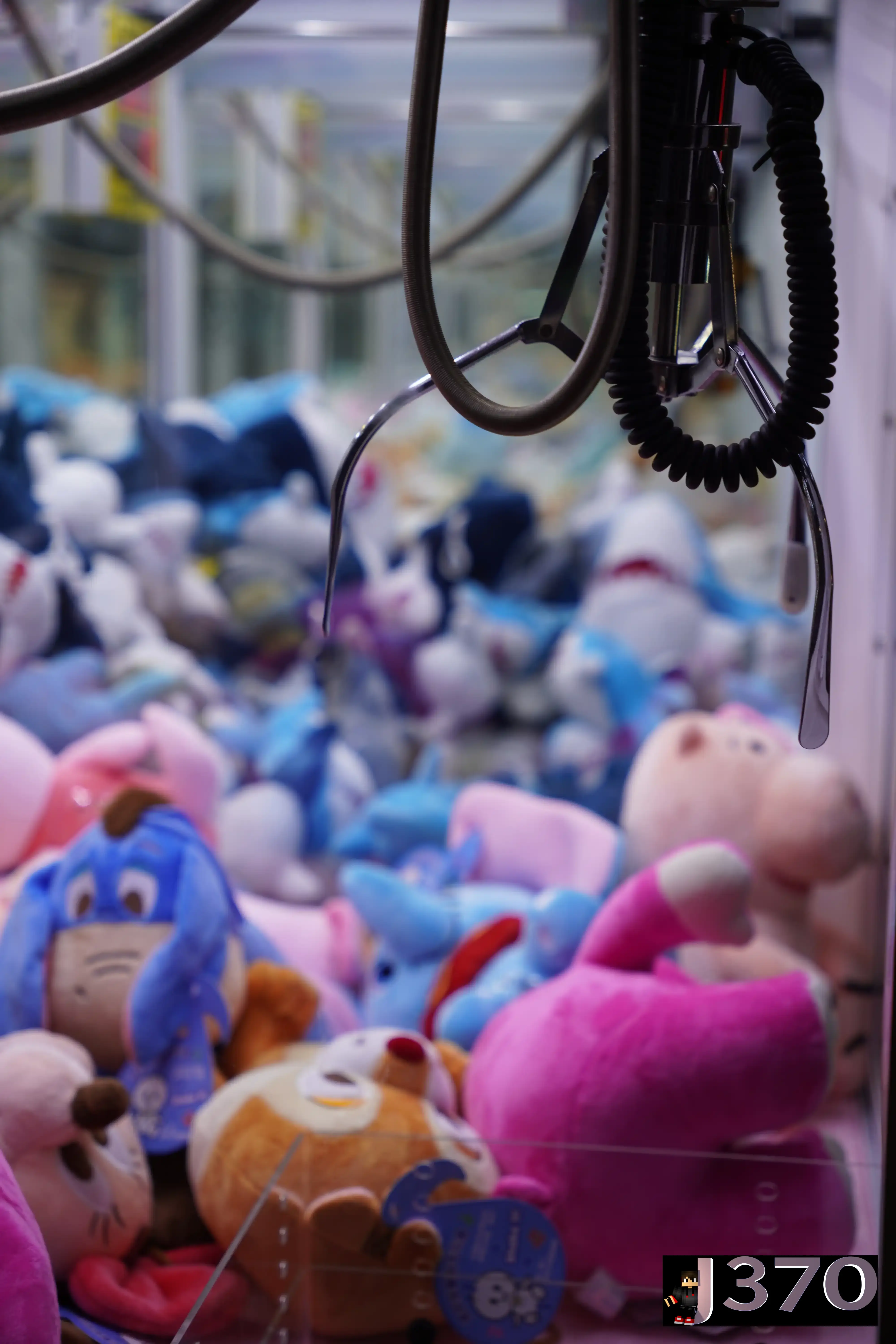 Claw machine